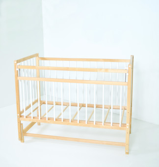 Детская кроватка MALIKA «Melisa-3» маятник продольный, белый Детская кроватка MALIKA «Melisa-3» маятник продольный, белый